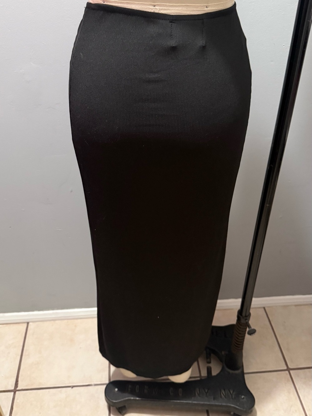 Hello Molly Black Ribbed Skirt - Picture 6 of 7